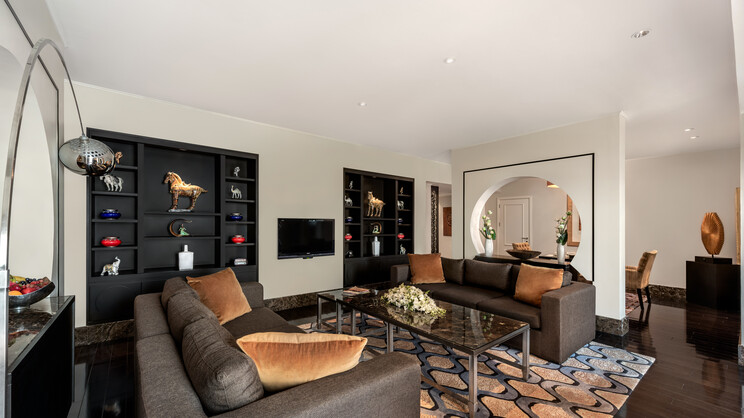 2 Bedroom Royal Suite